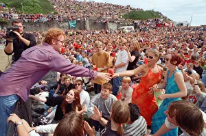 00969 Prints: Chris Evans, DJ on Radio One, presents the Radio One Roadshow from Tenby in South Wales