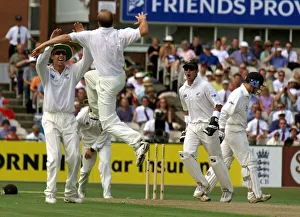 Chris Read bowls Chris Harris and celebrates in August 1999