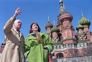 01388 Prints: CHRISTINE KEELER IN MOSCOW WITH EUGENE IVANOV - APRIL 1993. CODE: 374145