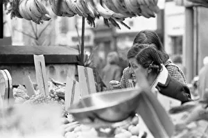 Christmas food shopping at Reading market 16th December 1970