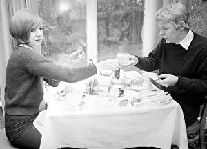 Celebs Misc Prints: Cilla Black and her husband Bobby Willis stayed at the Brooklands Hotel, Holyhead Road