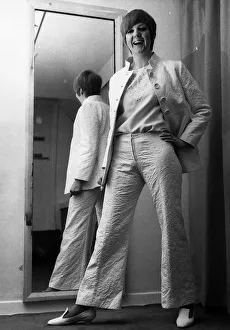 Cilla Black pop singer entertainer in dressing room November 1966