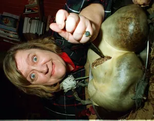 Clarissa Dickson Wright from Two Fat Ladies TV programme gets stuck into Haggis