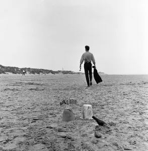 01177 Prints: Cliff Richard, Blackpool beach, Lancashire. 6th June 1963