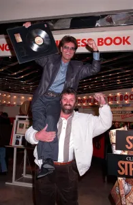 01425 Prints: CLIFF RICHARD AND GEOFF CAPES PROMOTE CLIFFs SINGLE STRONGER
