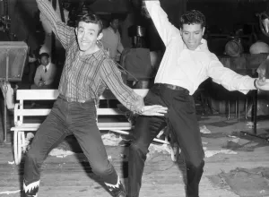 CLIFF RICHARD AND TEDDY GREEN ON THE SET OF THE YOUNG ONES - 2ND AUGUST 1961