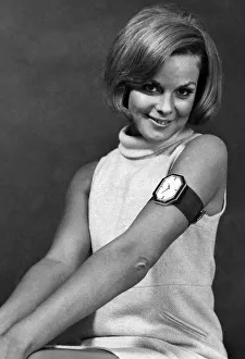Watch Prints: The clock people have brought out this new time-piece that girls wear on their thighs
