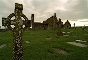 Images Dated 17th November 1998: Clomacnoise Monastic site on the edge of the river Shannon