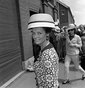 Clothing Ascot Racing Fashion June 1966 bowl shaped straw hat crocheted jacket