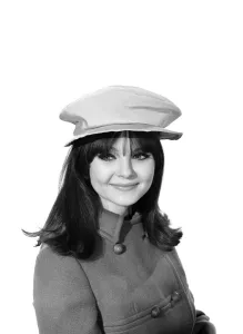 Clothing: Fashion: Hats. Model: Joanne Young. 1966 B2077-004