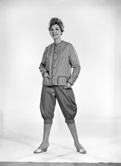Clothing: Fashion: Jacket. Woman wearing plus four trousers and jacket