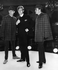Mens Prints: Clothing: Fashion: Menswear: Dinner and eveningwear: Left and right
