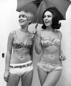 Clothing Fashion: Twopence Coloured'at Etam for Spring and Summer 1967