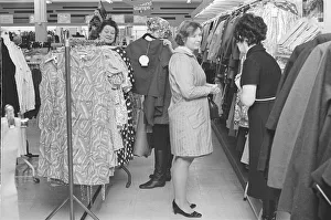 CO-OP Sale, Guildford, Surrey, Thursday 7th January 1971