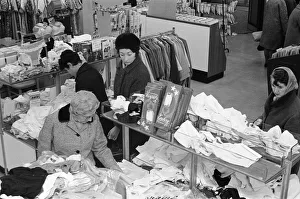 CO-OP Sale, Guildford, Surrey, Thursday 7th January 1971