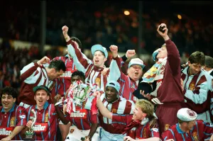 Coca Cola Cup Final. Aston Villa 3 v Manchester United 1. Aston Villa celebrate