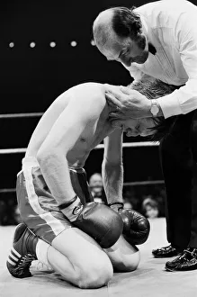 01177 Prints: Colin Jones v Kirkland Laing for the British Welterweight Title