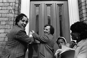 01005 Prints: Comedian Ken Dodd opens flats in Ducie Street and Beaconsfield Street, Toxteth, Liverpool
