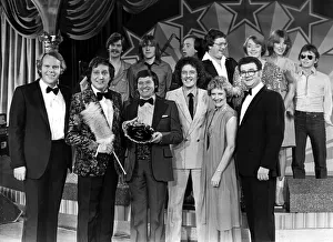 Entertaiment Prints: Comedian Ken Dodd at Tyne Tees Television after filming a showcase television spectacular