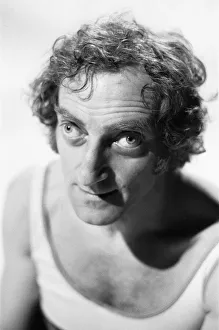00893 Prints: Comedian Marty Feldman poses for Mirror cameraman Ron Burton after his interview with