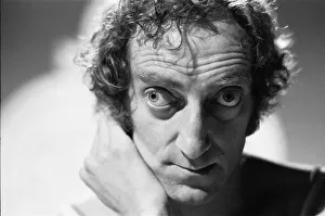 00893 Prints: Comedian Marty Feldman poses for Mirror cameraman Ron Burton after his interview with