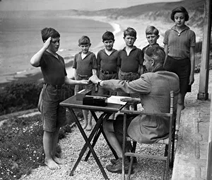 Evacuation Prints: Commander Walder, R. N. (retired) and his wife have taken five evacuated boys