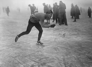Competitor taking part in the British amateur skating championships on Mare Fen, Swavesey