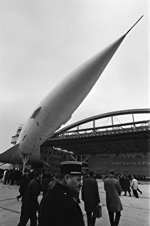 01158 Prints: Concorde, prototype 001 makes its first official public appearance as it is unveiled