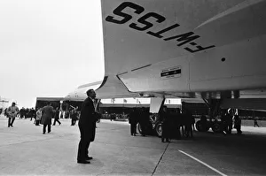 01158 Prints: Concorde, prototype 001 makes its first official public appearance as it is unveiled