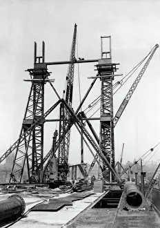 Construction of the new Tyne Bridge. The Gateshead erection masts
