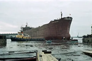 Dockyard Prints: Container ship Bulk Carrier Essi Kristine launched at Belfast pulled by tug boats