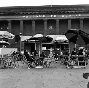 Umbrellas Prints: The continental touch in Dundees City Square! 6th June 1967