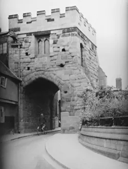 Cook Street Gate, Coventry circa 1936. The plaque attached to the gate