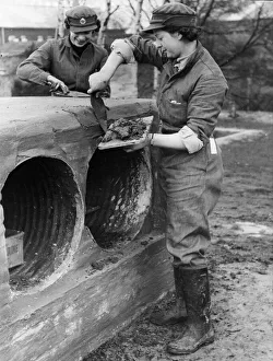 Cooks of the Auxiliary territorial Service (ATS) seen here building a training tunnel