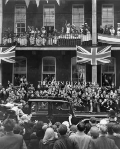 Mass Prints: Coronation of Queen Elizabeth II. Nurses and patients of the Queen Elizabeth