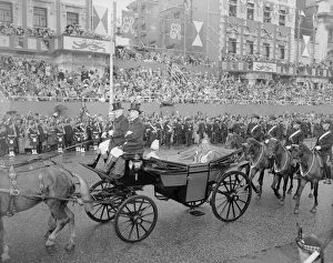 Parades Prints: The Coronation of Queen Elizabeth II. Queen Salote of Tonga sitting with Sultan