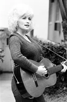 Country & Western singer Dolly Parton pictured in Los Angeles. 10th March 1980