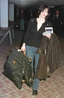 Courteney Cox Friends actress arriving at January 1998 Heathrow from Los Angeles