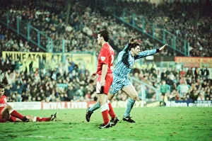 Images Dated 19th December 1992: Coventry 5-1 Liverpool, Premier league match at Highfield Road