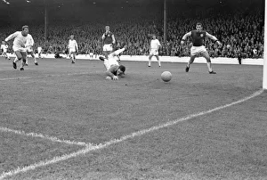 00388 Prints: Coventry City v Burnley. The Sky Blue midfielder Ernie Machin has a shot on goal but