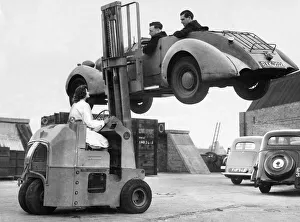 The Coventry Climax Engines ET199 the first British-produced forklift truck