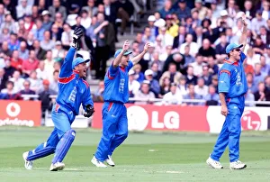 Wicket Prints: Cricket World Cup 1999 England v Sri Lanka May 1999 Alec Stewart Graeme Hick