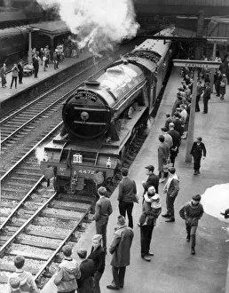 00347 Prints: Crowds of train enthusiasts lined the platforms at Carlisle Station on 15th May 1965 to