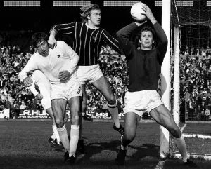 Dramatic Prints: Crystal Palace 3-0 West Brom, Division One League Match at Selhurst Park
