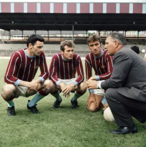 Crystal Palace manager Bert Head with new signings L-R: Roger Hynd