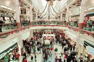 01490 Prints: Customers pack Merry Hill Shopping Centre in Brierley Hill, first day of Christmas Sales