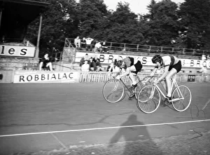 01112 Prints: Cycling at Herne Hill, London, Saturday 23rd July 1955. National Championship, Track