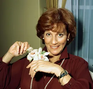 Cynthia Harris actress holding flower November 1978