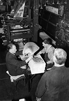 00040 Prints: The Daily Mirror Newspaper March 1938 The Publishing floor of Geraldine House