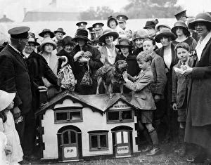 Ireland Prints: The Daily Mirrors Pets, Pip, Squeak and Wilfred at a fete in the grounds of Lord